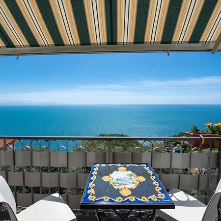 Il Pavone Bed and breakfast
