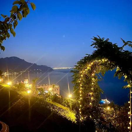 Il Pavone Bed and breakfast 4*