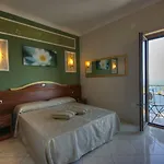 Couette-café Il Pavone 4*