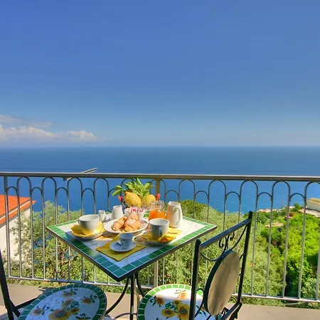 Il Pavone Bed & Breakfast