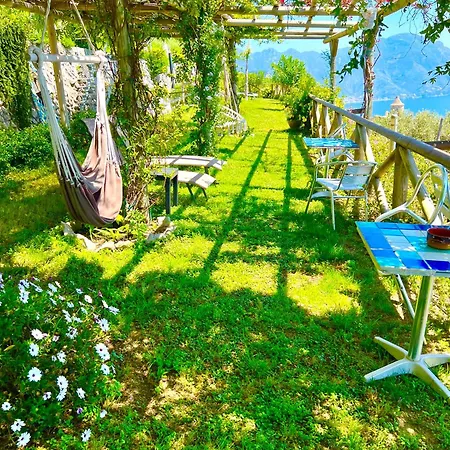 Il Pavone Bed & Breakfast 2*