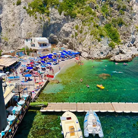 Il Pavone Bed & Breakfast Conca dei Marini