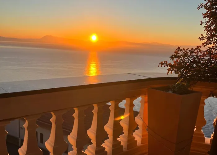 Il Pavone Oda ve Kahvaltı 4*