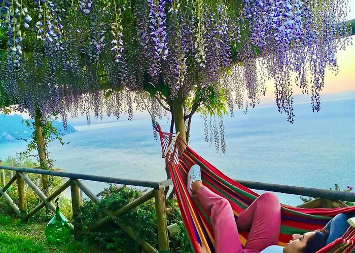 Oda ve Kahvaltı Il Pavone 4*