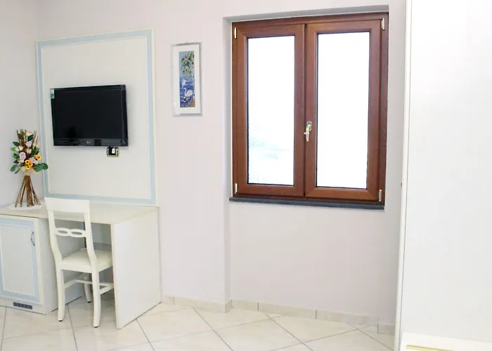 Oda ve Kahvaltı Il Pavone 4*