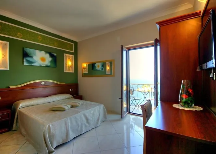 Il Pavone Oda ve Kahvaltı